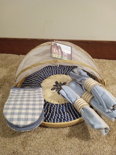 Bamboo tent picnic tray with - bamboo,
